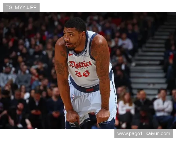 湖人防守资源分配不均，斯玛特范德彪成仅存防守悍将